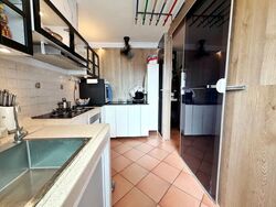 Blk 522 Hougang Avenue 6 (Hougang), HDB Executive #560836791